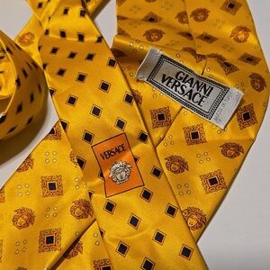 Gianni Versace Gold Geometric Men's Tie